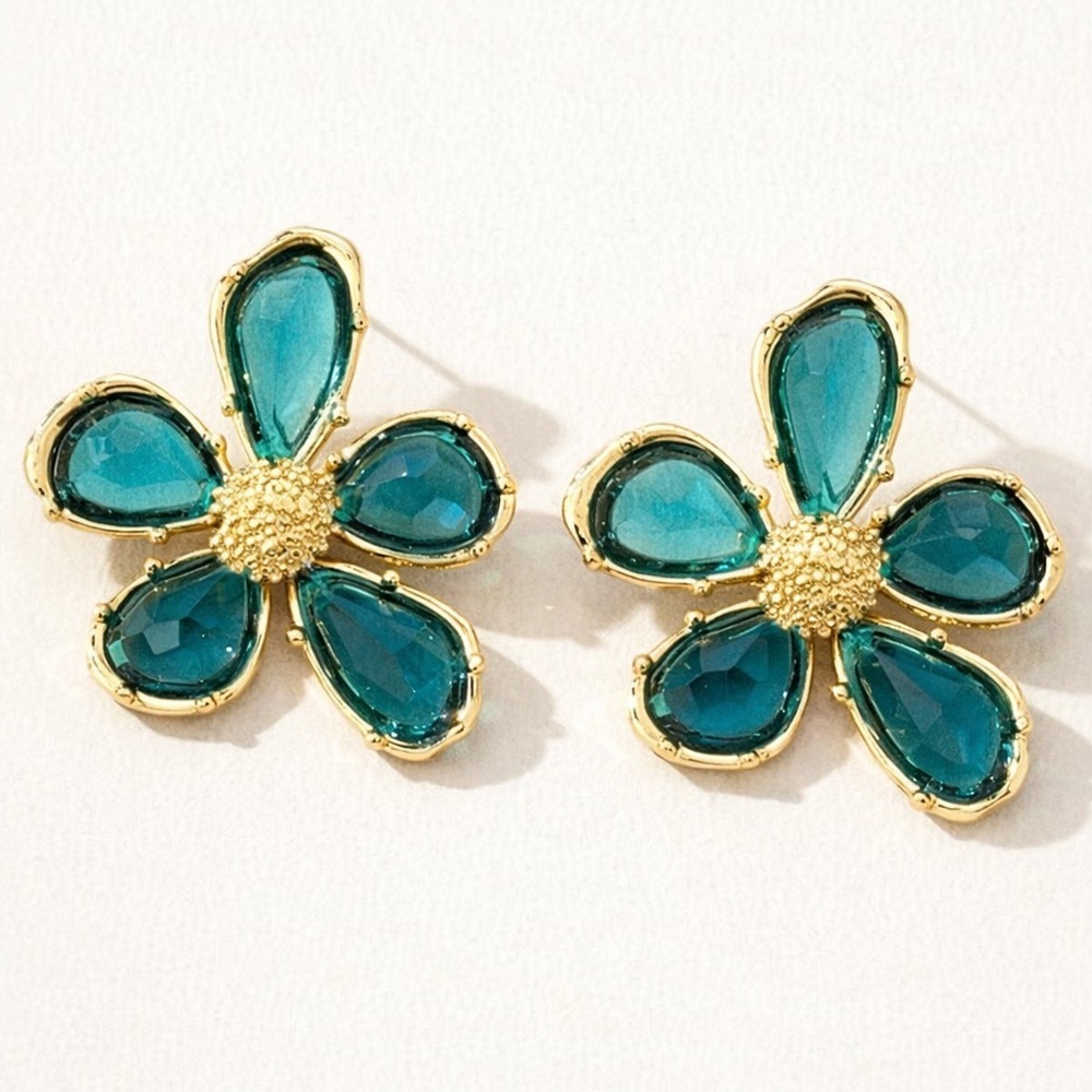 Ocean Blue Petal Crystal Earrings (9012)